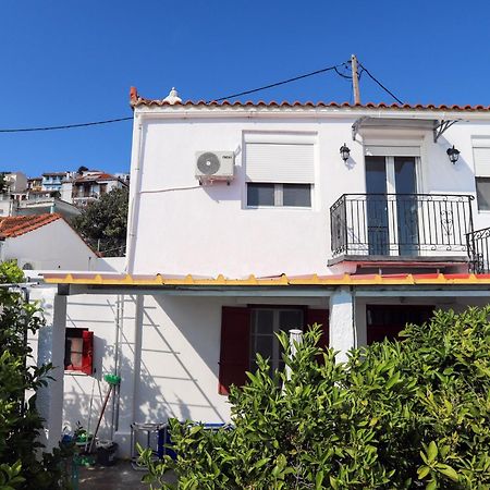 Angelinas House Hotel Glossa Exterior photo