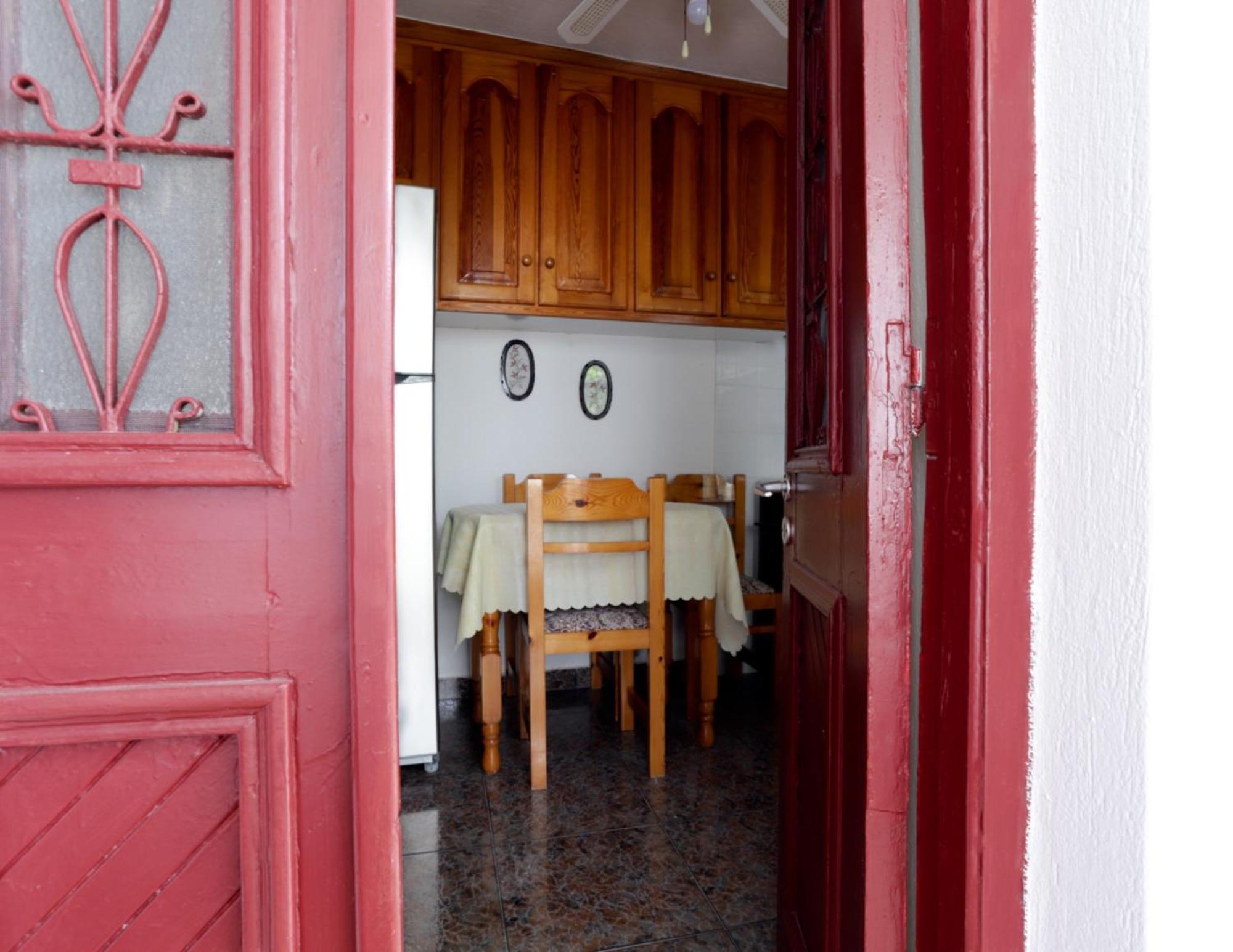 Angelinas House Hotel Glossa Exterior photo